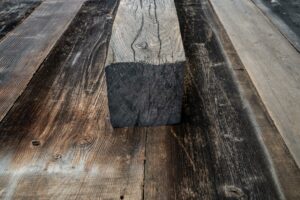 Presentatie van een close-up eiken balk