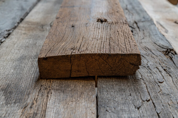Presentation barnwood oak plank brushed with drawing 6cm thick