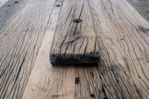 Gehobelte Waggonbohle mit Zeichnung 6cm dick