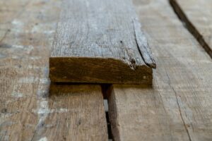 Brushed barnwood oak 6 cm thick with markings